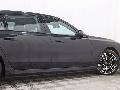 Used 2023 BMW i7 xDrive60 w/ Executive Package 2 image 12
