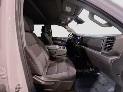 Used 2023 Chevrolet Silverado 1500 LT AWD/4WD image 19