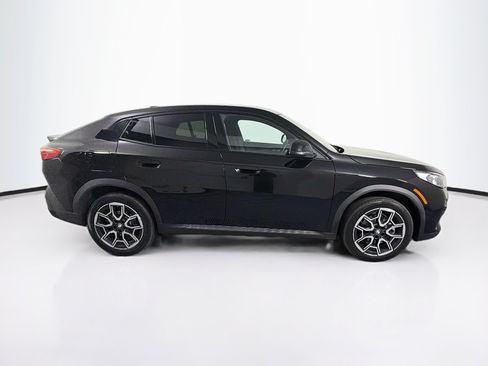 Used 2026 BMW X2 xDrive28i AWD/4WD image 10