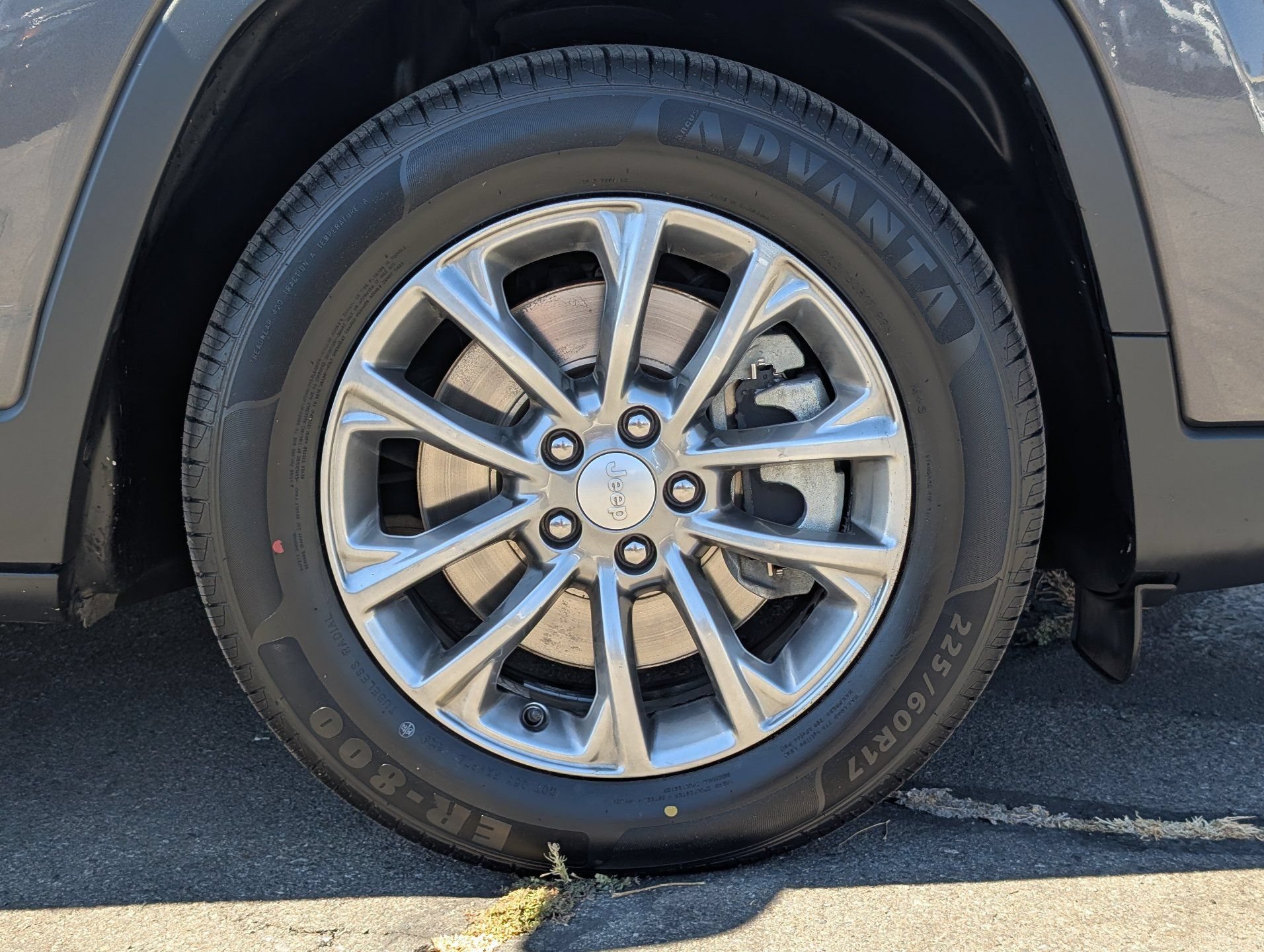 Used 2021 Jeep Cherokee Latitude Lux w/ Comfort/Convenience Group FWD image 6