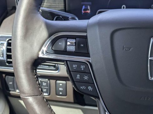 Certified 2022 Lincoln Navigator L Black Label AWD/4WD image 29