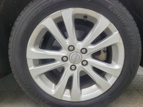 Used 2015 Chrysler 200 Limited FWD image 31