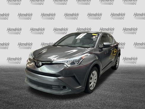 Used 2019 Toyota C-HR LE FWD image 5
