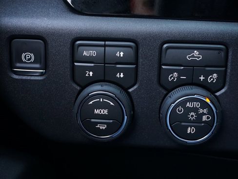 New 2026 Chevrolet Silverado 1500 LT Trail Boss w/ Convenience Package II image 22