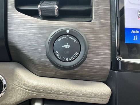 Used 2023 Ford Expedition Max Limited image 40