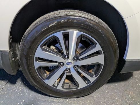 Used 2018 Subaru Outback 2.5i Limited AWD/4WD image 13