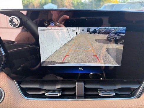 New 2026 Chevrolet Equinox ACTIV image 14