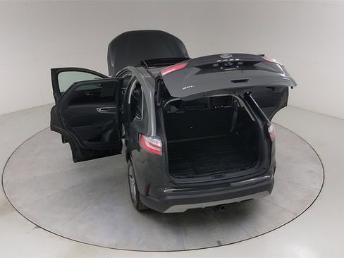Certified 2022 Ford Edge SEL w/ Convenience Package image 50