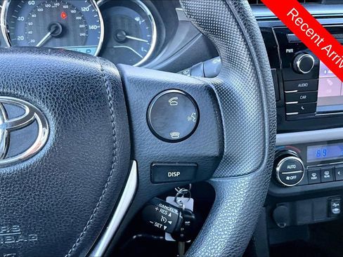 Used 2014 Toyota Corolla LE FWD image 12