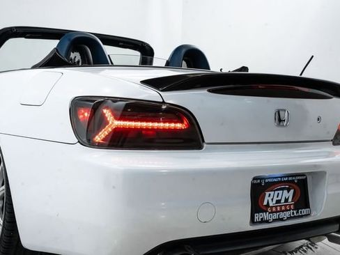 Used 2003 Honda S2000 image 11