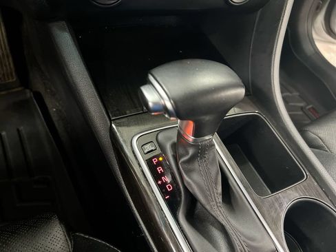 Used 2020 Kia Optima Premium FWD image 18