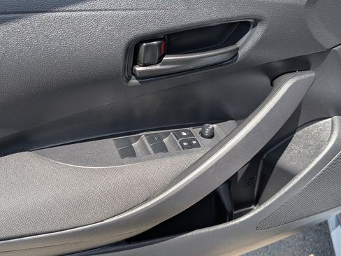 Used 2024 Toyota Corolla LE FWD image 15