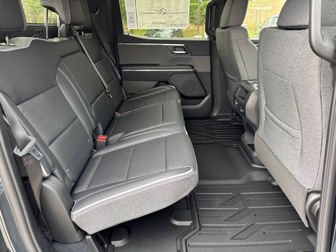 New 2026 GMC Sierra EV Elevation image 18