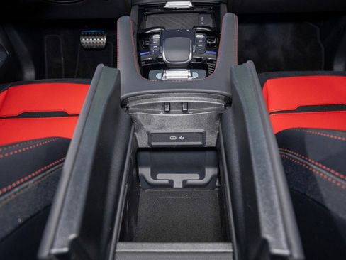 New 2025 Mercedes-Benz GLE 63 AMG S image 25