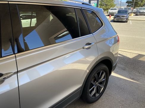 Used 2023 Volkswagen Tiguan SE FWD image 39