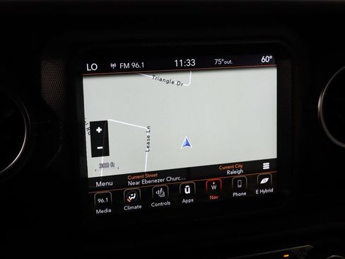 Used 2022 Jeep Wrangler Unlimited Sahara w/ Cold Weather Group AWD/4WD image 34