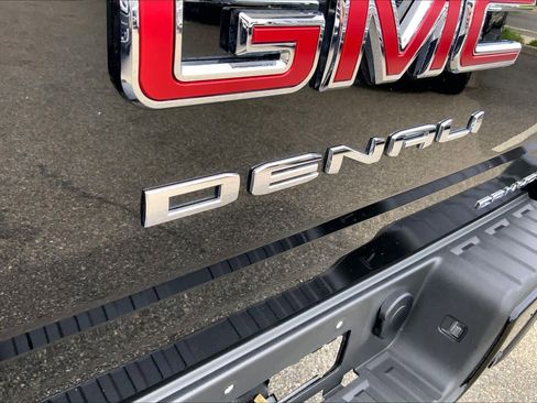 Used 2022 GMC Canyon Denali AWD/4WD image 32