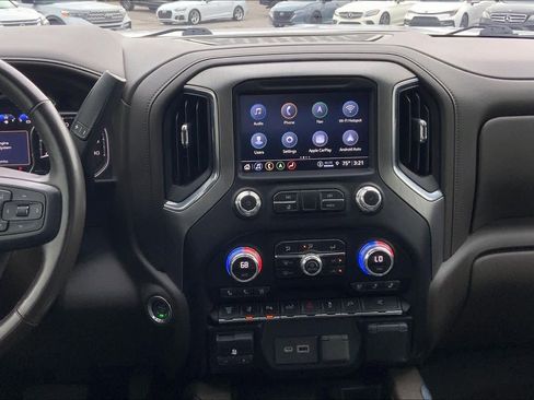 Used 2022 GMC Sierra 3500 Denali w/ Denali Ultimate Package image 7