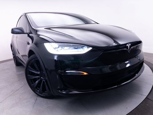 Used 2022 Tesla Model X Plaid AWD/4WD image 4