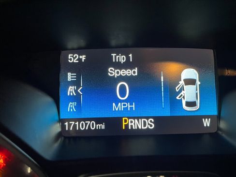 Used 2015 Ford Focus SE w/ Equipment Group 201A image 9