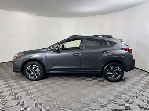 Used 2024 Subaru Crosstrek 2.0i Premium image 11