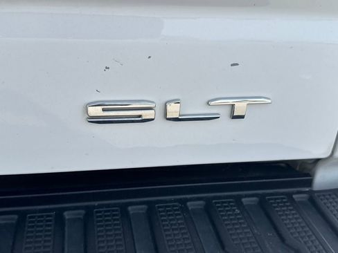 Used 2023 GMC Sierra 1500 SLT w/ SLT Premium Package image 5