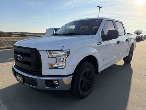 Used 2017 Ford F150 XL w/ Equipment Group 101A Mid image 8