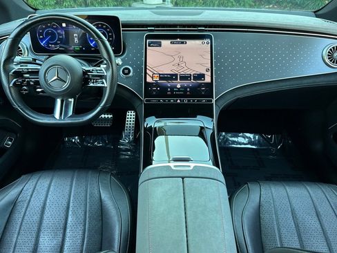 Certified 2022 Mercedes-Benz EQS 450+ Sedan image 3