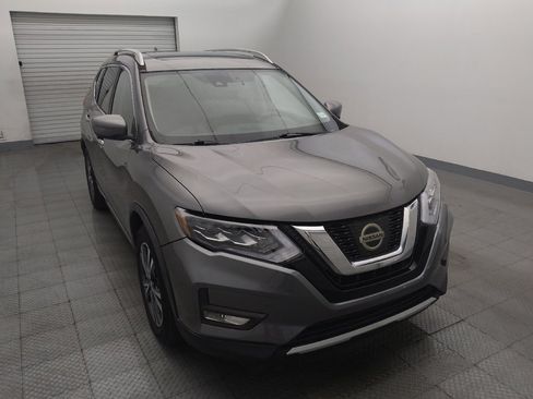 Used 2017 Nissan Rogue SL w/ SL Premium Package FWD image 14