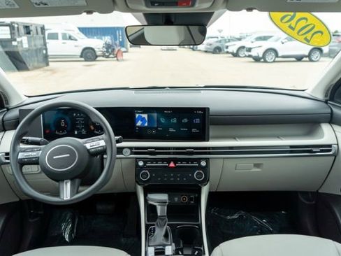 Used 2026 Hyundai Tucson SEL FWD image 15