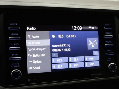 Used 2022 Toyota Tacoma SR image 27