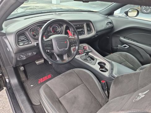 Used 2023 Dodge Challenger R/T Scat Pack w/ Plus Package RWD image 31