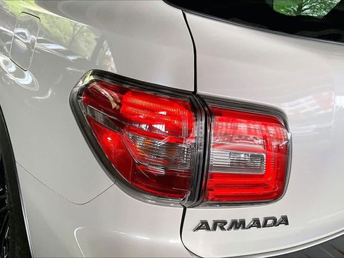 Used 2017 Nissan Armada Platinum w/ Captain Seat Package image 28