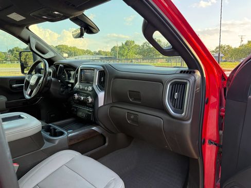 Used 2020 GMC Sierra 2500 SLT AWD/4WD image 14