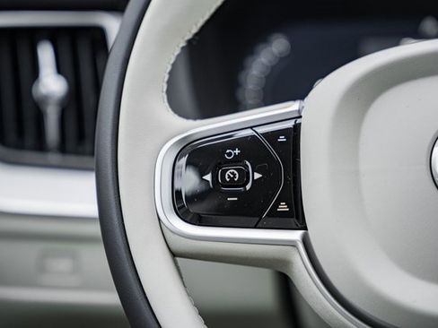 New 2026 Volvo XC60 B5 Ultra w/ Protection Package Premier image 28