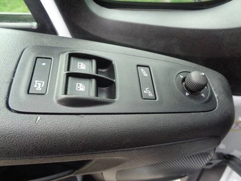 Used 2023 RAM ProMaster 2500 FWD image 13