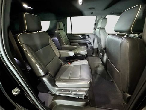 Used 2025 GMC Yukon XL Elevation w/ LPO, Floor Liner Package AWD/4WD image 23
