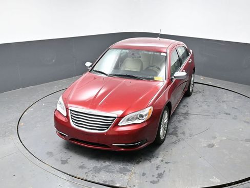 Used 2013 Chrysler 200 Limited image 16