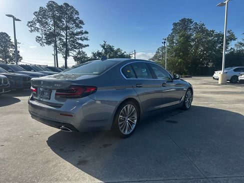 Certified 2023 BMW 530i w/ Premium Package RWD image 3