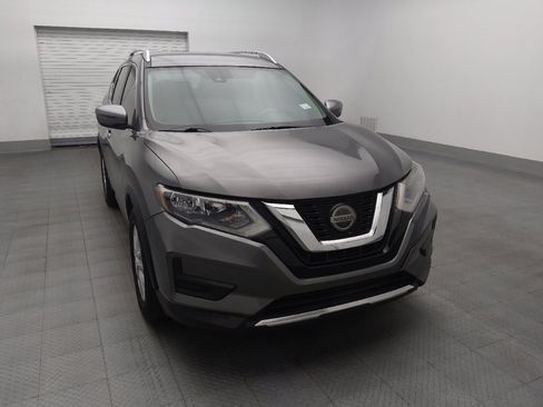 Used 2019 Nissan Rogue SV FWD image 14