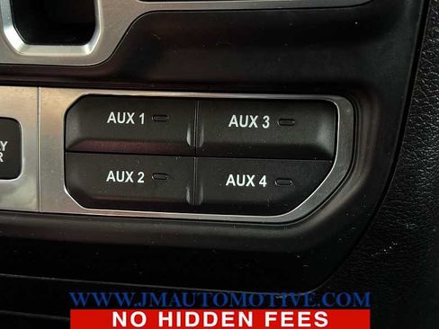 Used 2018 Jeep Wrangler Unlimited Rubicon AWD/4WD image 35