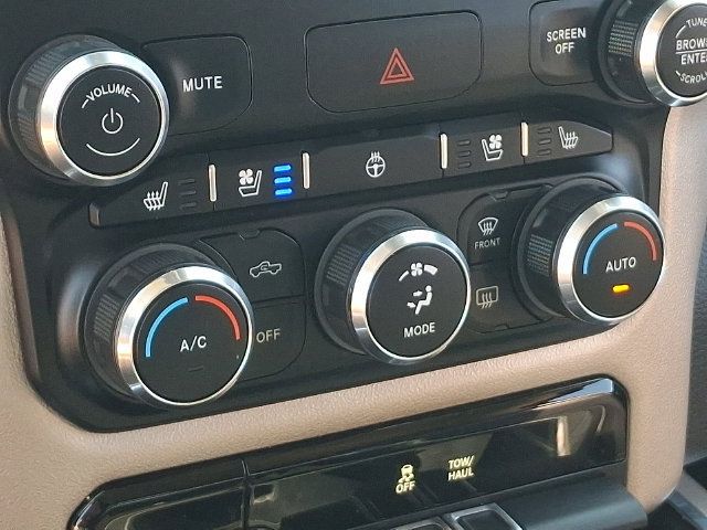 Used 2021 RAM 1500 Laramie AWD/4WD image 14
