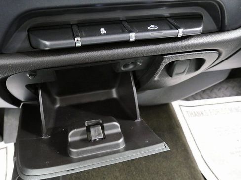 Used 2015 GMC Sierra 1500 4x4 Crew Cab image 27