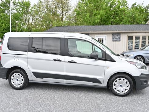 Used 2018 Ford Transit Connect XL FWD image 13