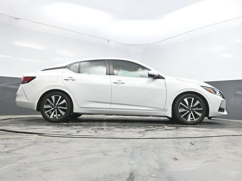 Used 2023 Nissan Sentra SV w/ SV Premium Package FWD image 31