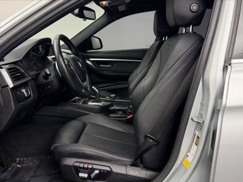 Used 2017 BMW 330i Sedan RWD image 14