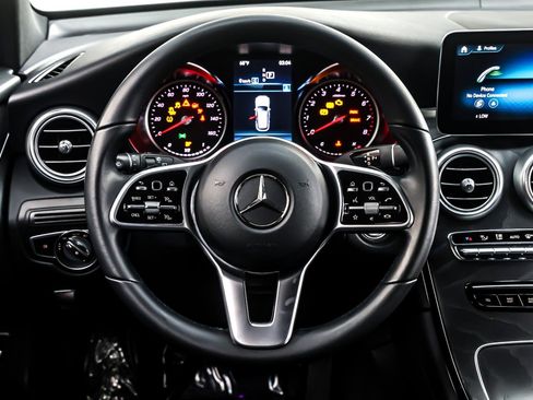 Used 2022 Mercedes-Benz GLC 300 image 18