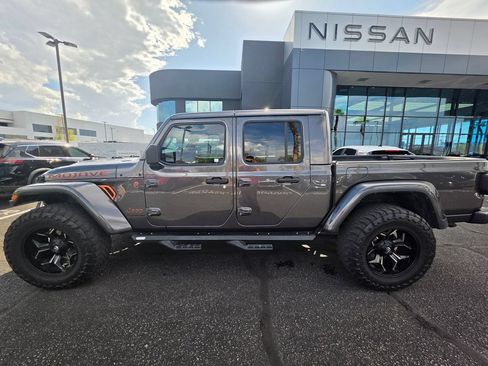 Used 2021 Jeep Gladiator Mojave w/ Trailer Tow Package AWD/4WD image 8