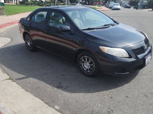 Used 2009 Toyota Corolla FWD image 3