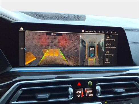 Used 2023 BMW X5 xDrive45e image 19